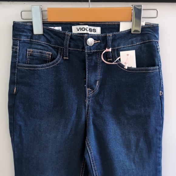 VIGOSS | Girl's Dark Wash Phoenix Flare High-Rise Slim Fit Floral Jeans - Picture 3 of 5